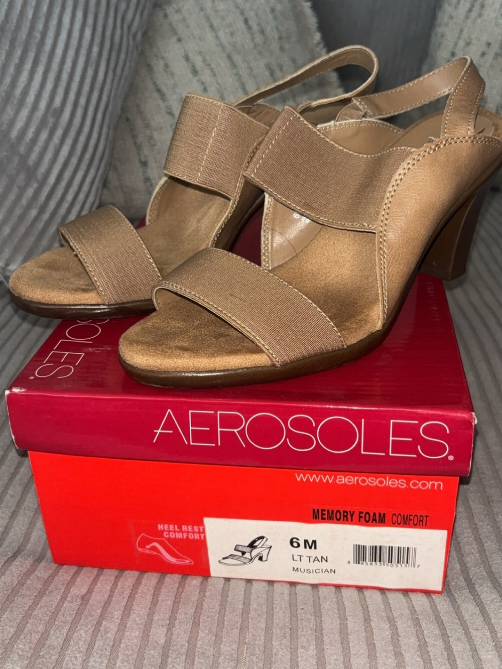 AEROSOLES Light Tan Slingback Low Block Heel Sandals